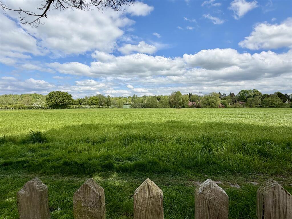 Appleby Close, Great Alne, Alcester photo 4