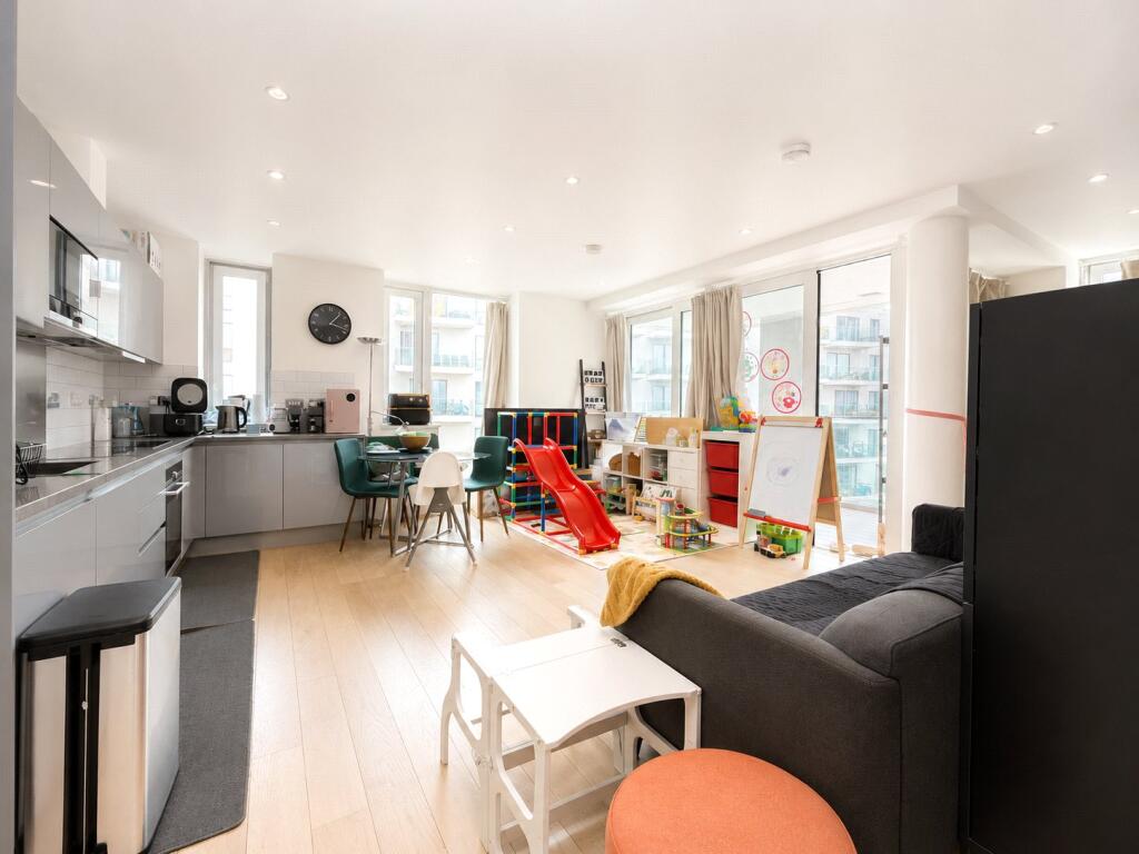 Main image of property: Pilot Walk, London, SE10