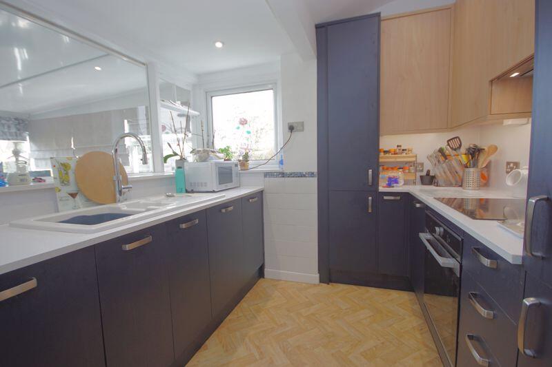 House in Gosport, Lee-on-the-Solent - More