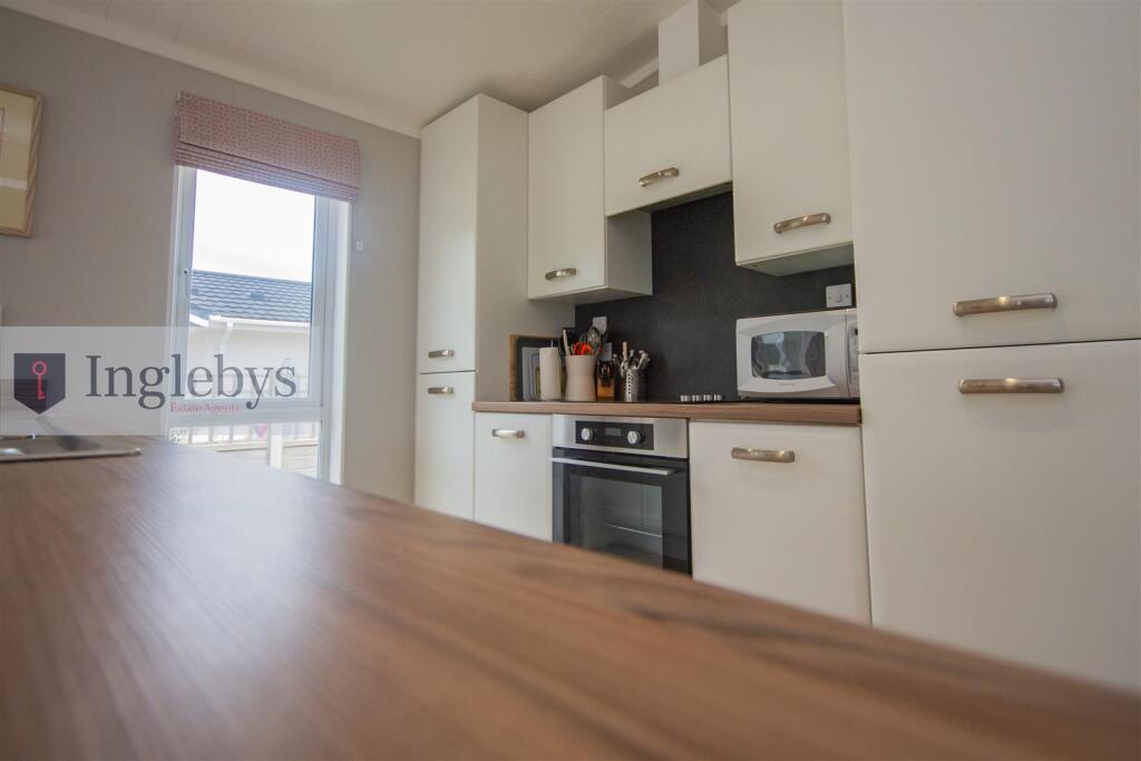Hazelgrove, Milton Street, Saltburn-By-The-Sea photo 5