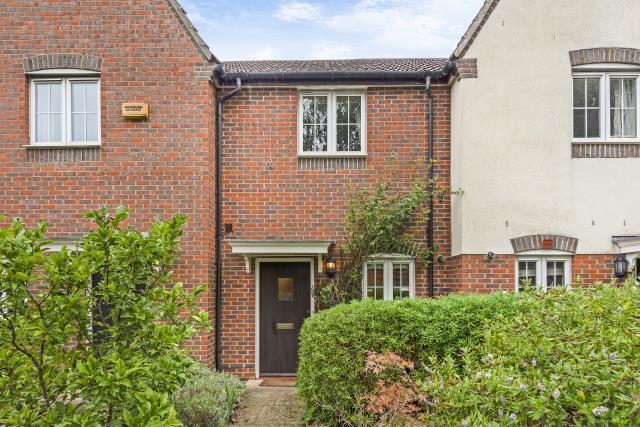 Lynn Close, Marston, Oxford, OX3