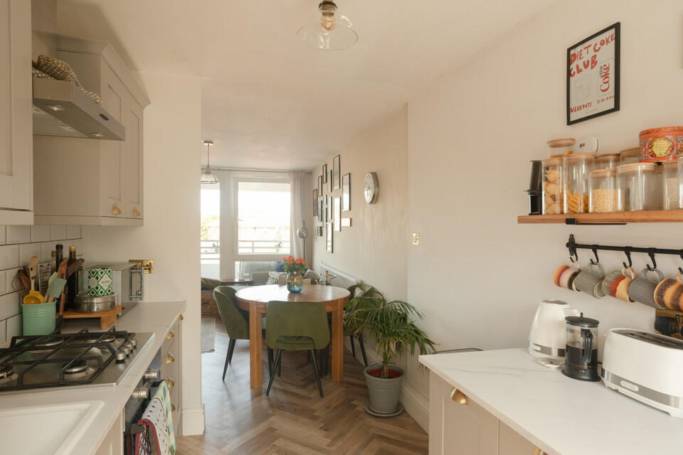 Apartment in London - View 4