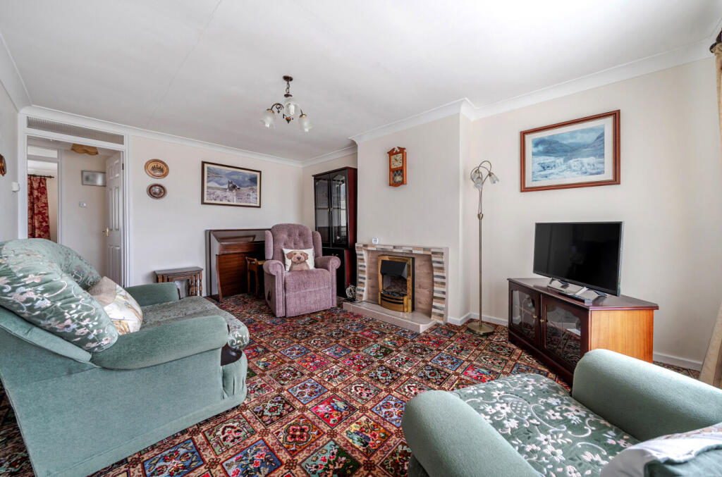 Dene Rise, Witney, Oxfordshire photo 2
