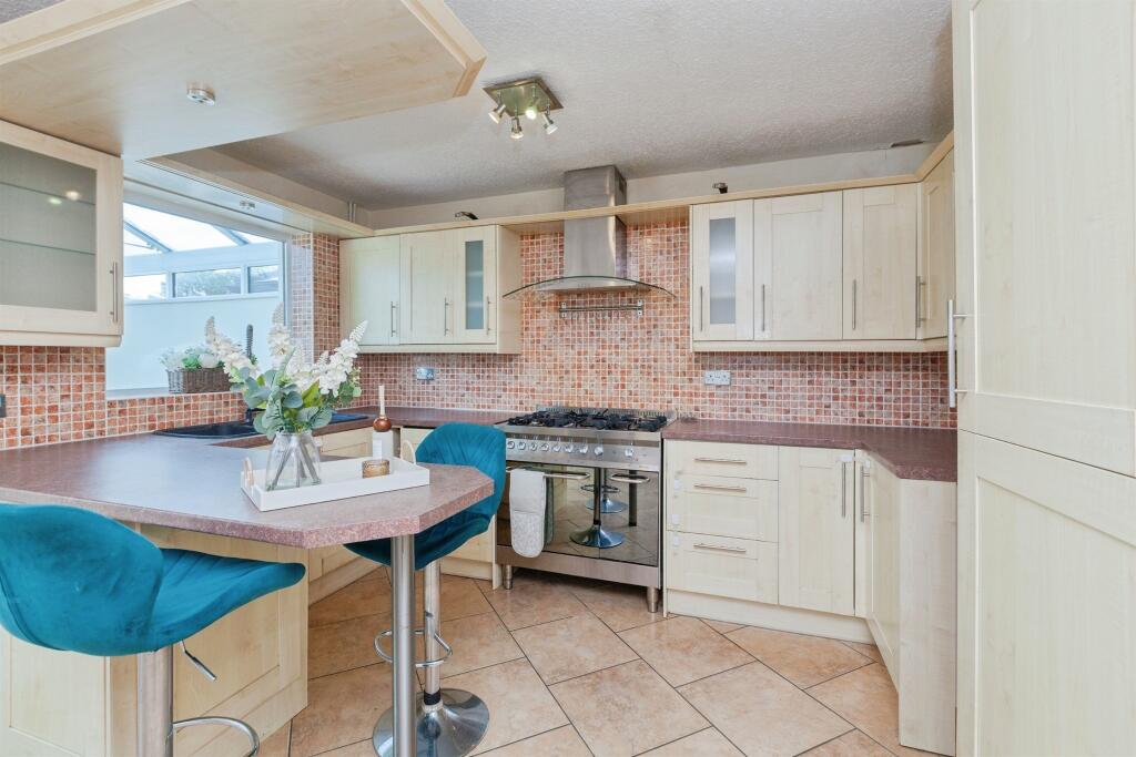 House in Leicester - More