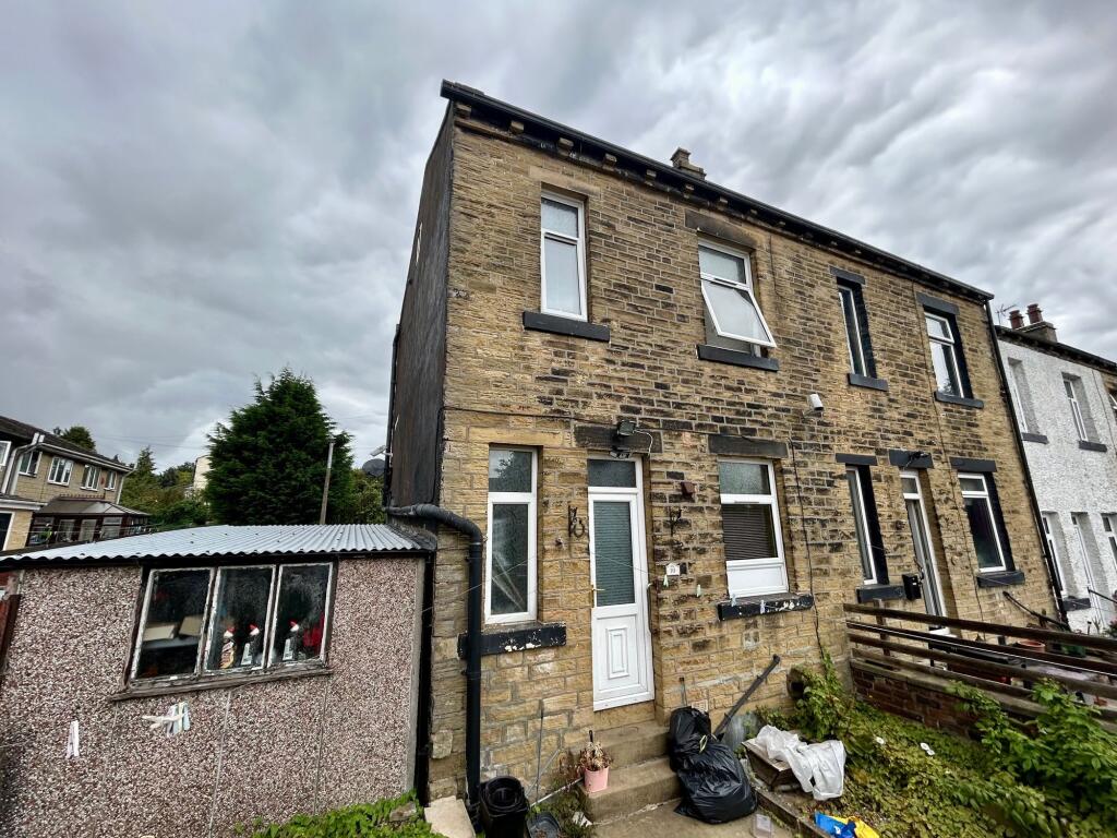 House in Calderdale, West Yorkshire - View 3