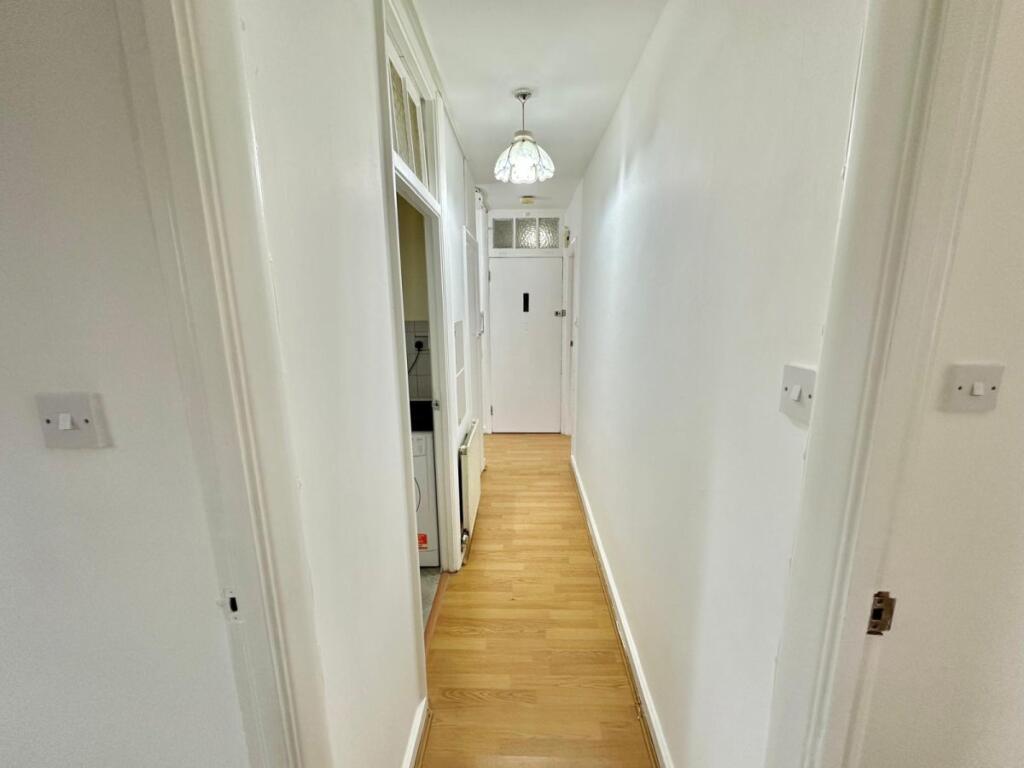 Apartment in London, Winchmore Hill, Palmers Green - View 5