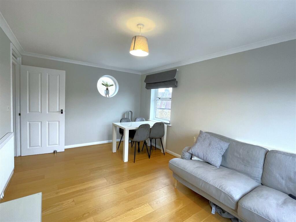 Martins Road, Shortlands, Bromley, BR2 photo 3