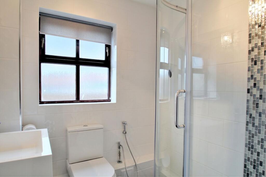 Shelby Close, Lenton, NG7 photo 4