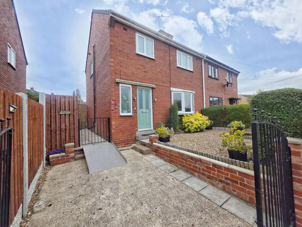Queensway, Worsbrough, Barnsley, S70 5EN photo 2
