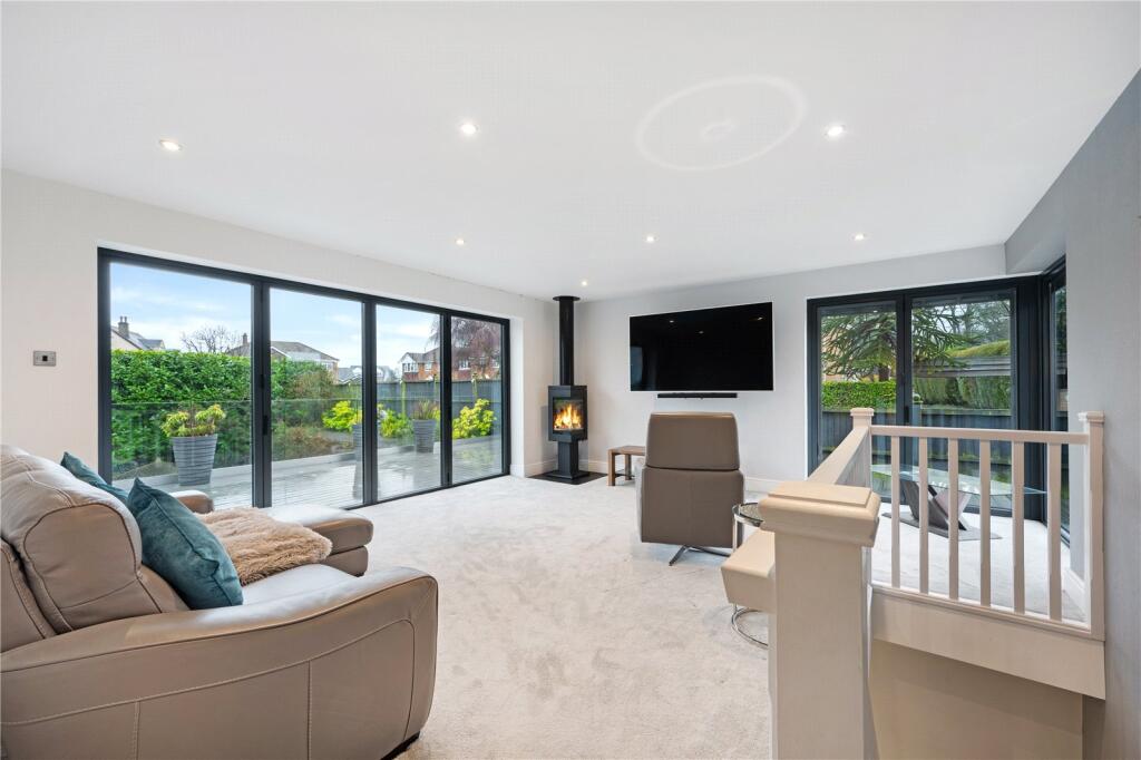 House in Leeds, Barwick in Elmet and Scholes - View 2