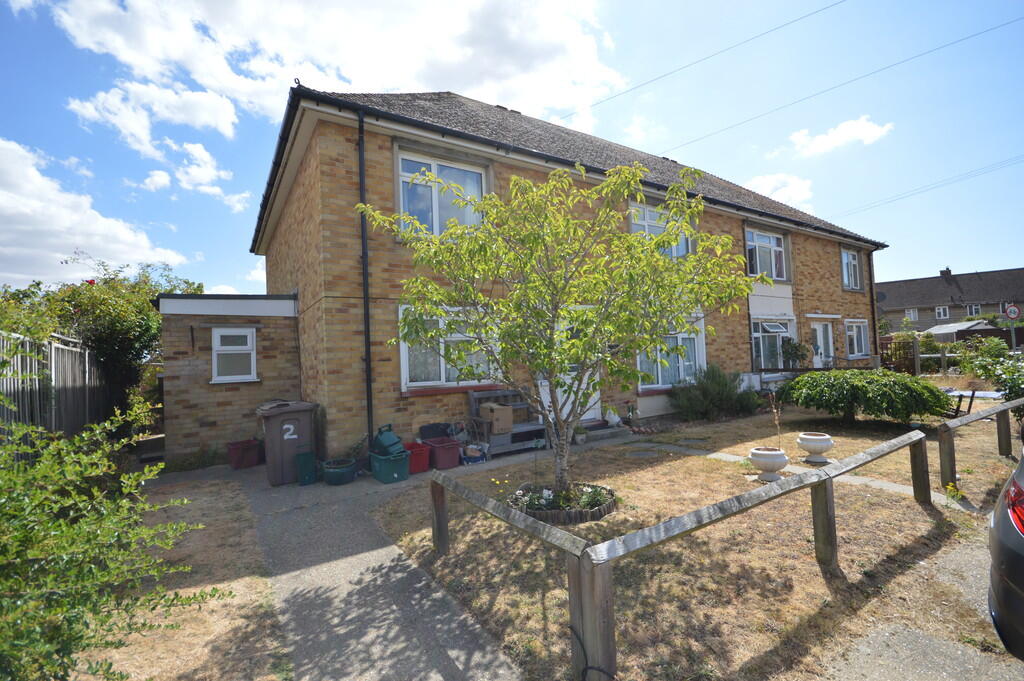 Main image of property: De Staunton Close, Alresford