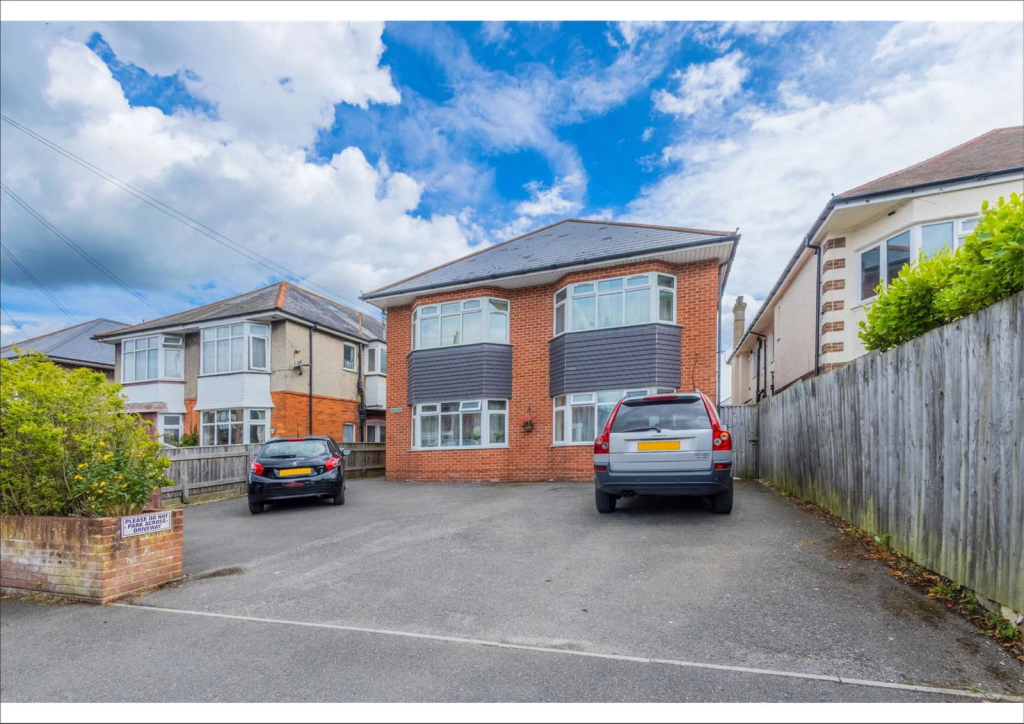 Main image of property: Christchurch Road, Bournemouth, BH7 6BW