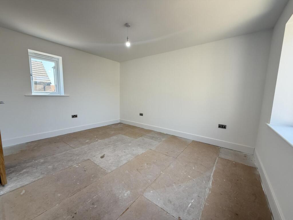 Fleet Road, Felixstowe - More