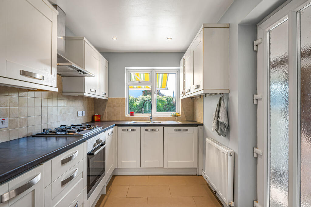 House in Twickenham - View 3