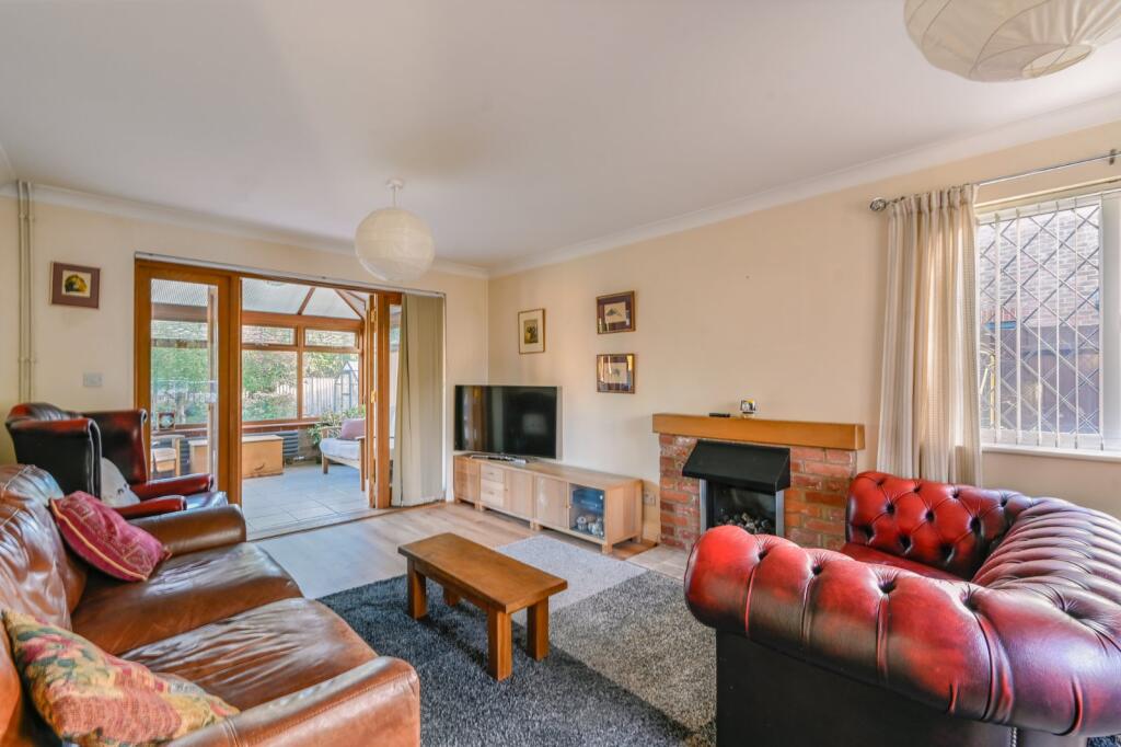 House in Ashford, Kent - View 3