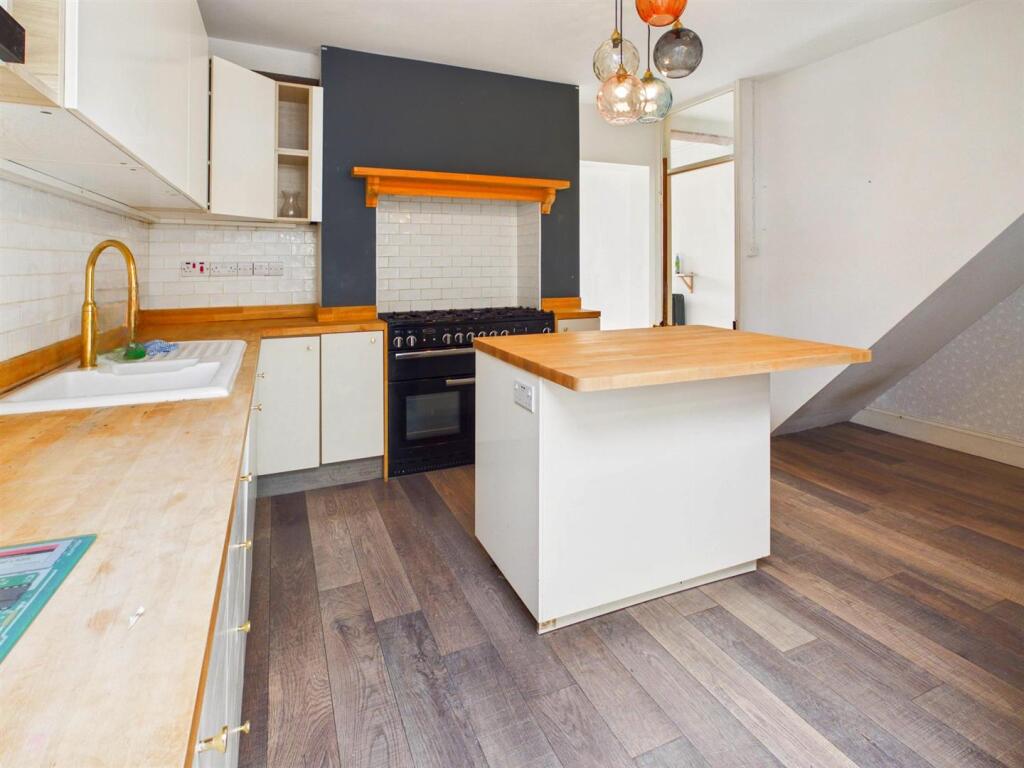 House in Shrewsbury - View 4