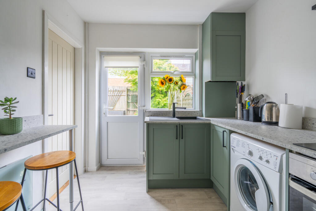 House in Wyre Forest, Aggborough, Kidderminster - View 3