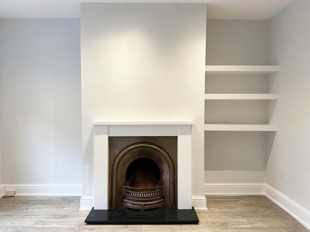 House in Leeds - View 4