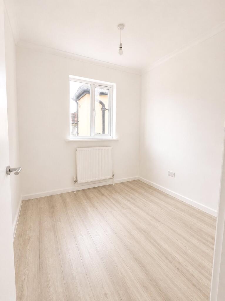 House in London - View 4