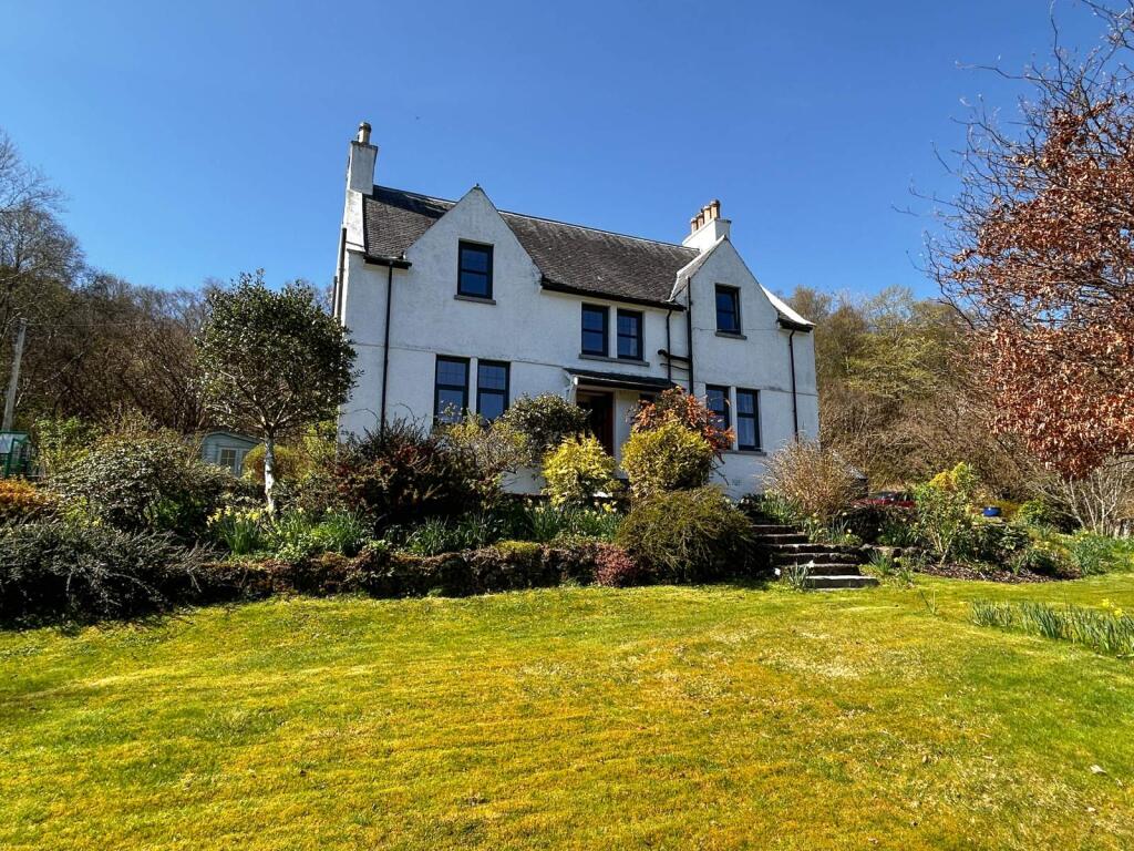 4-bed detached on The Old Manse, Skeabost Bridge, Portree, Isle of Skye, IV51 9NP, £460,000