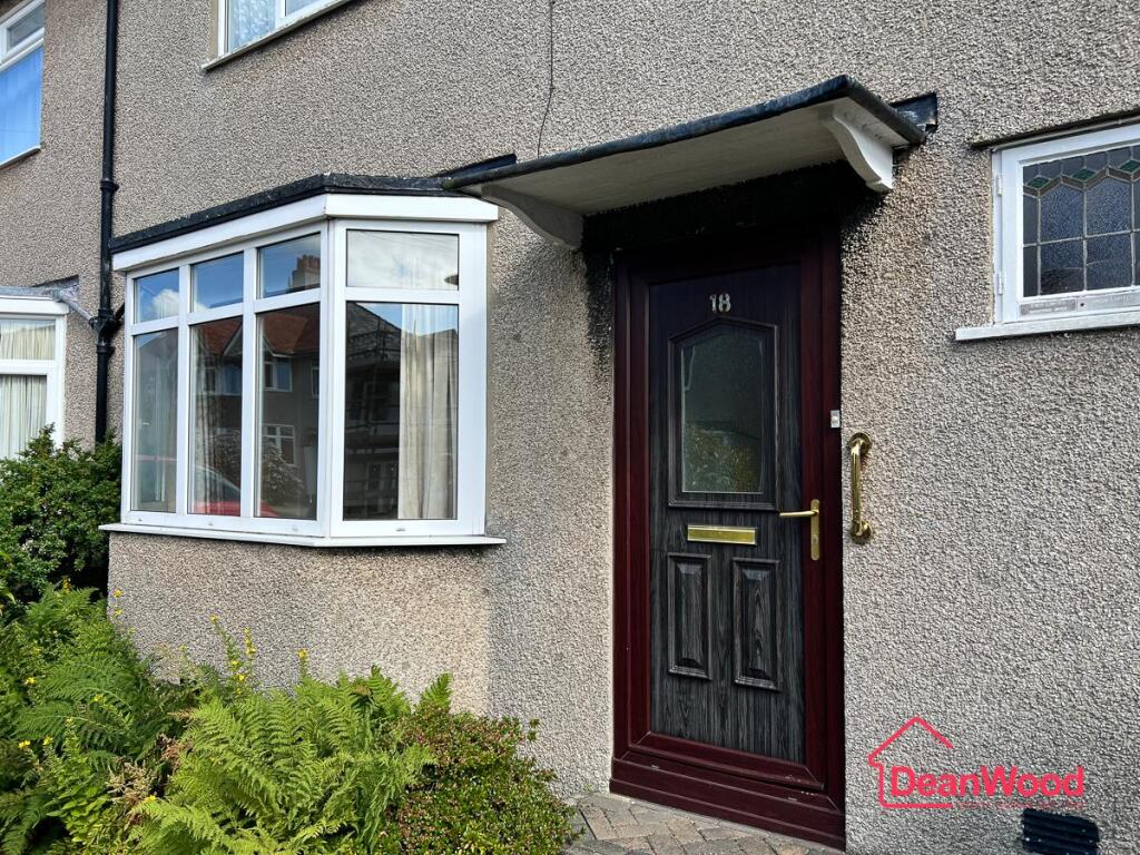 18 Terence Avenue, Douglas, Isle of Man photo 2