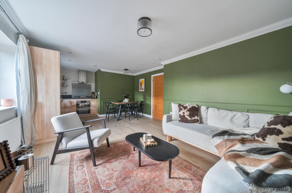 Apartment in Arun, Rustington - More