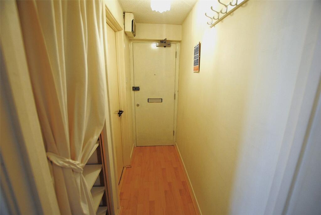 Flat 8, Richmond Court, St. Peters Street, Cardiff, CF24 photo 4