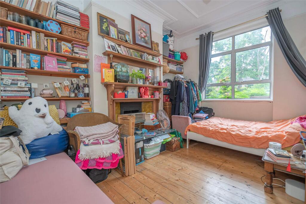 House in London, Bowes Park, New Southgate - View 5