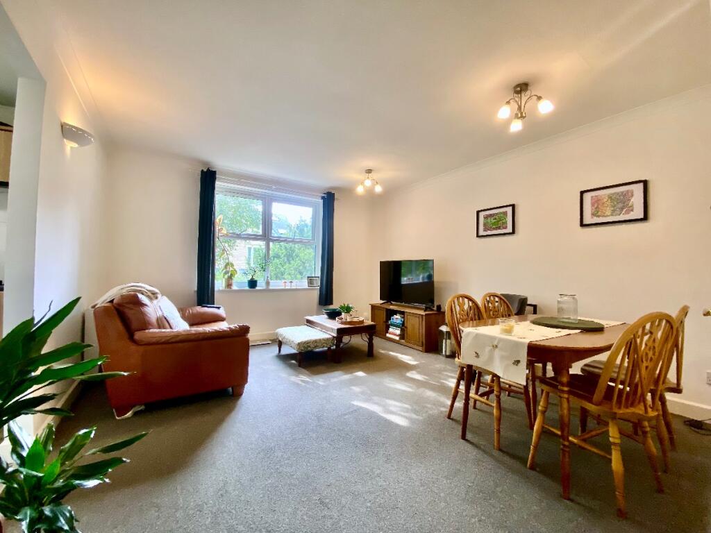 Apartment in Sheffield, Kenwood, Sharrow - View 4