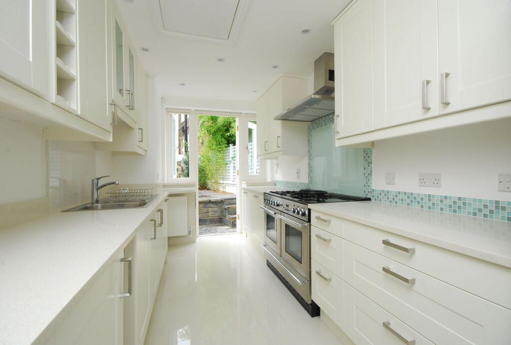 3 bedroom cottage for rent