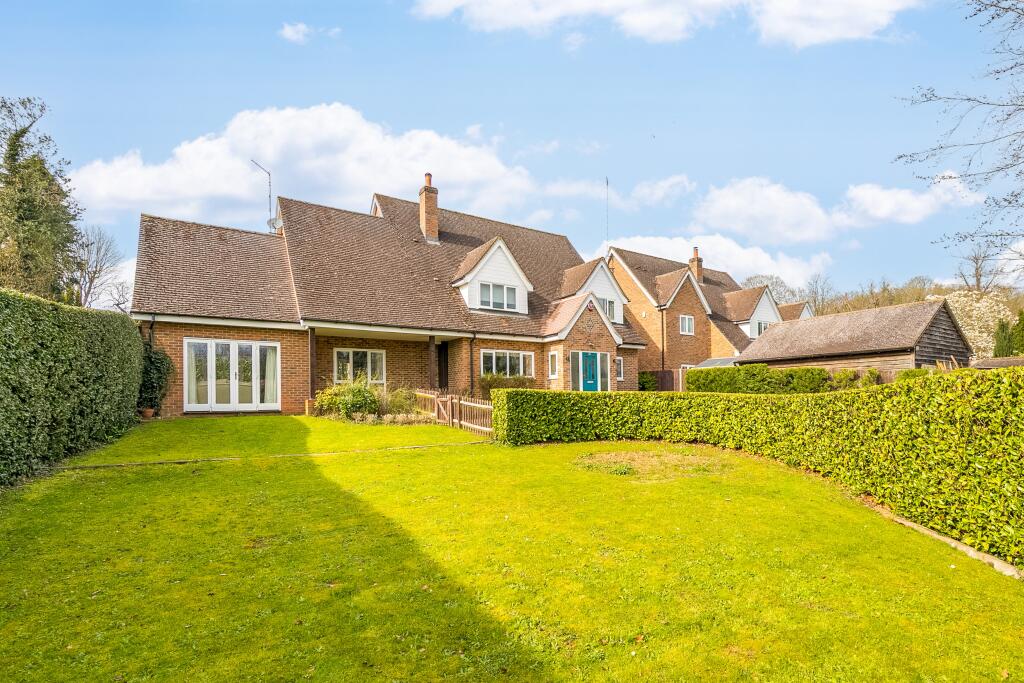 Additional image 15 of Wendover Drive, Welwyn, AL6