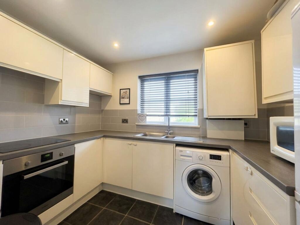 Apartment in Warrington - More
