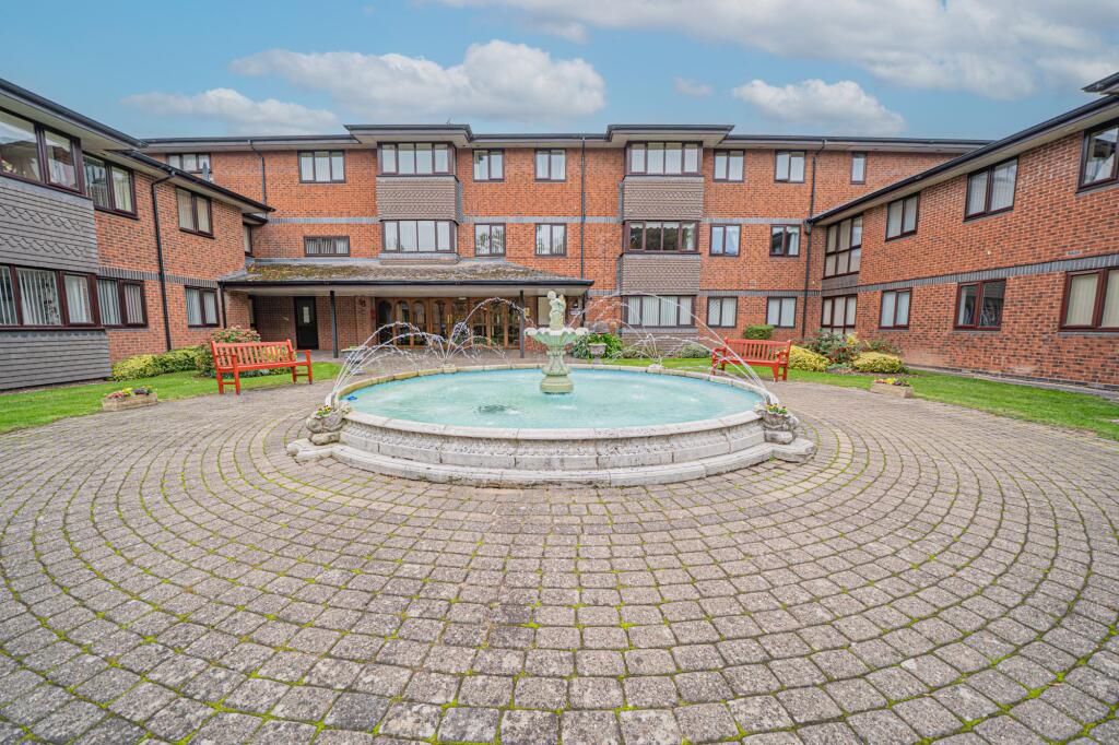 Main image of property: Lode Lane, Solihull, B91