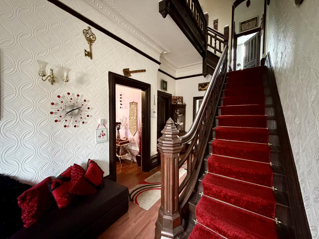 House in Manchester, Abbey Hey, Gorton - View 4