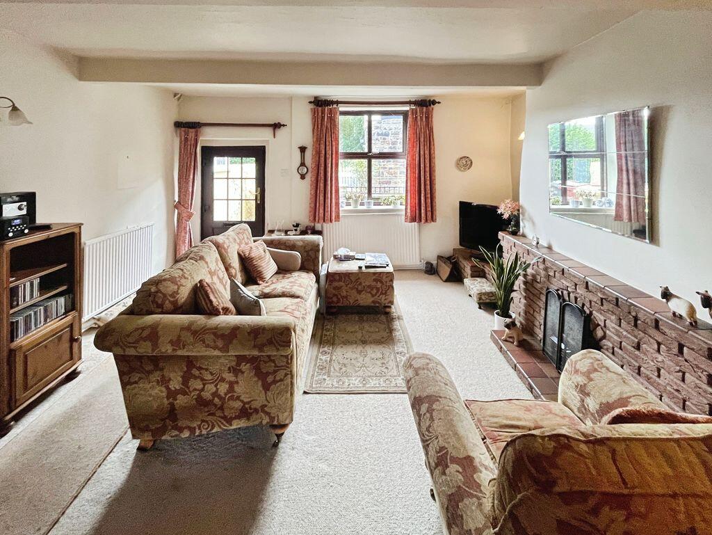 House in Bolton, Greater Manchester - More