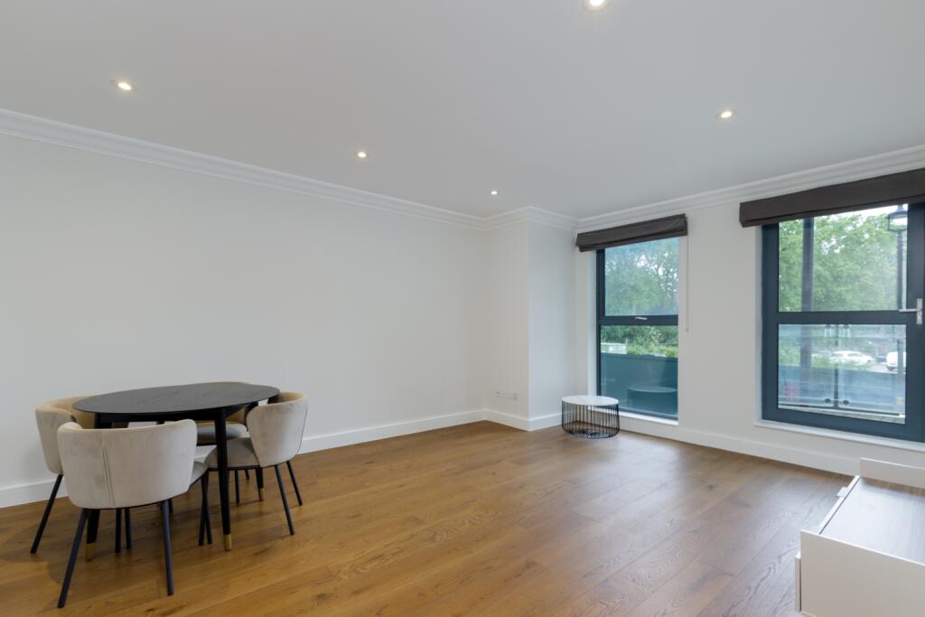 Main image of property: Chelsea Gate, 93 Ebury Bridge Road, Belgravia, London, SW1W 8RB
