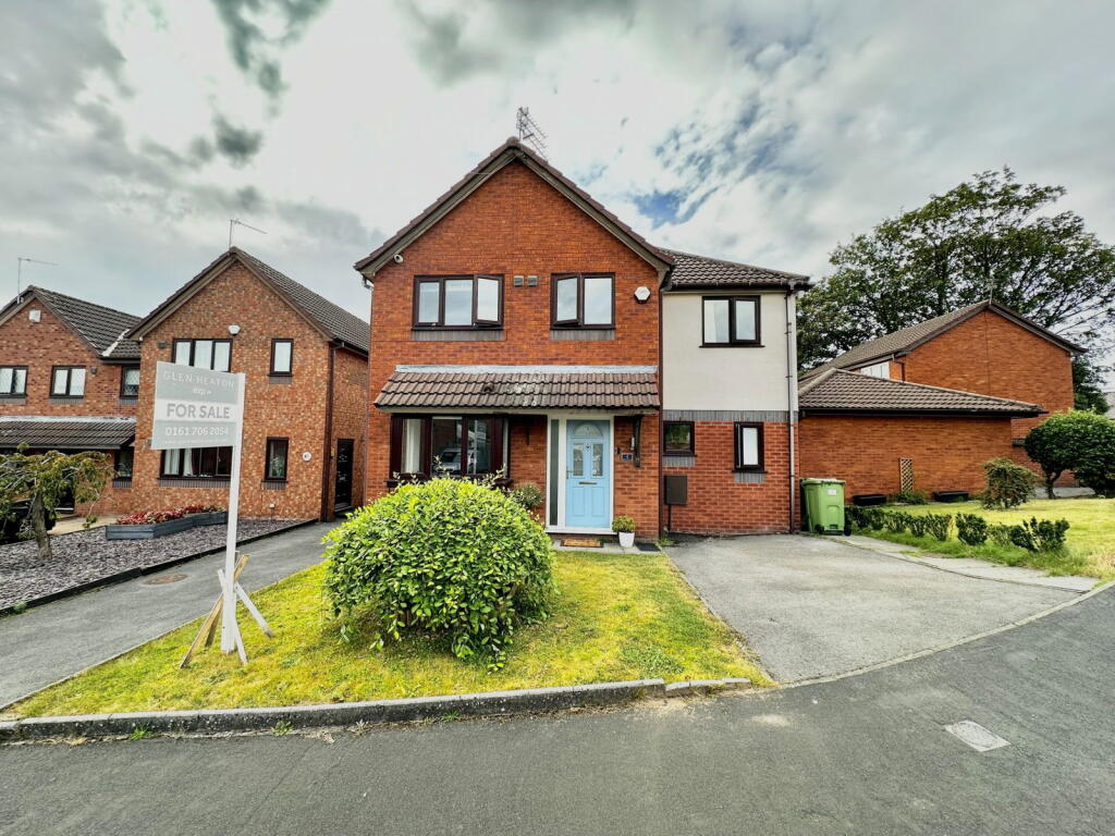 4-bed detached on Orchard Vale, Edgeley, Stockport, SK3 9RS, £375,000