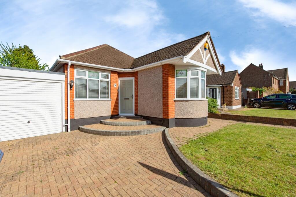 Main image of property: Heathview Road, Grays, RM16