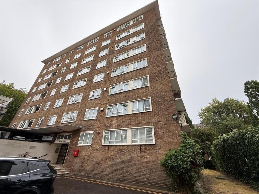 Apartment in London - View 5