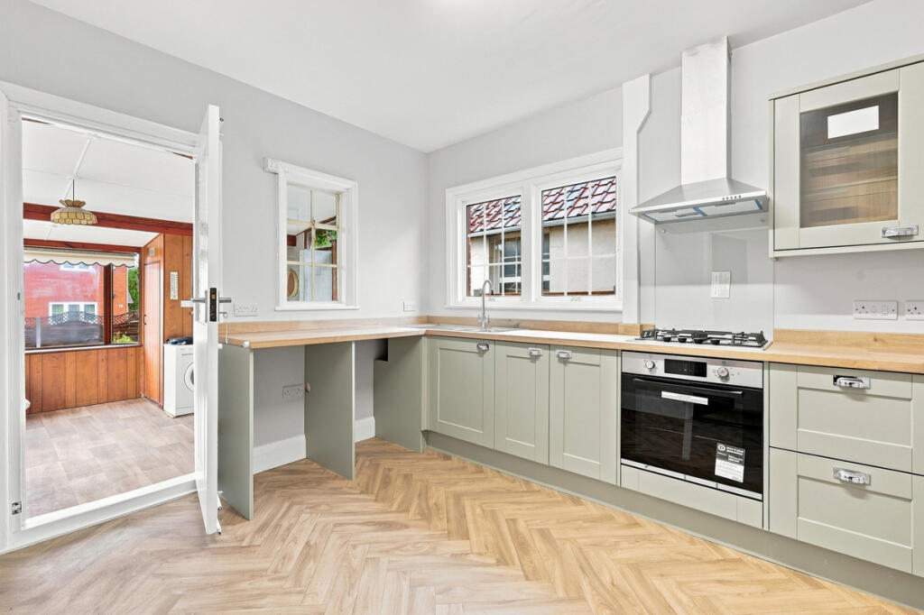 House in Basildon, Essex - More