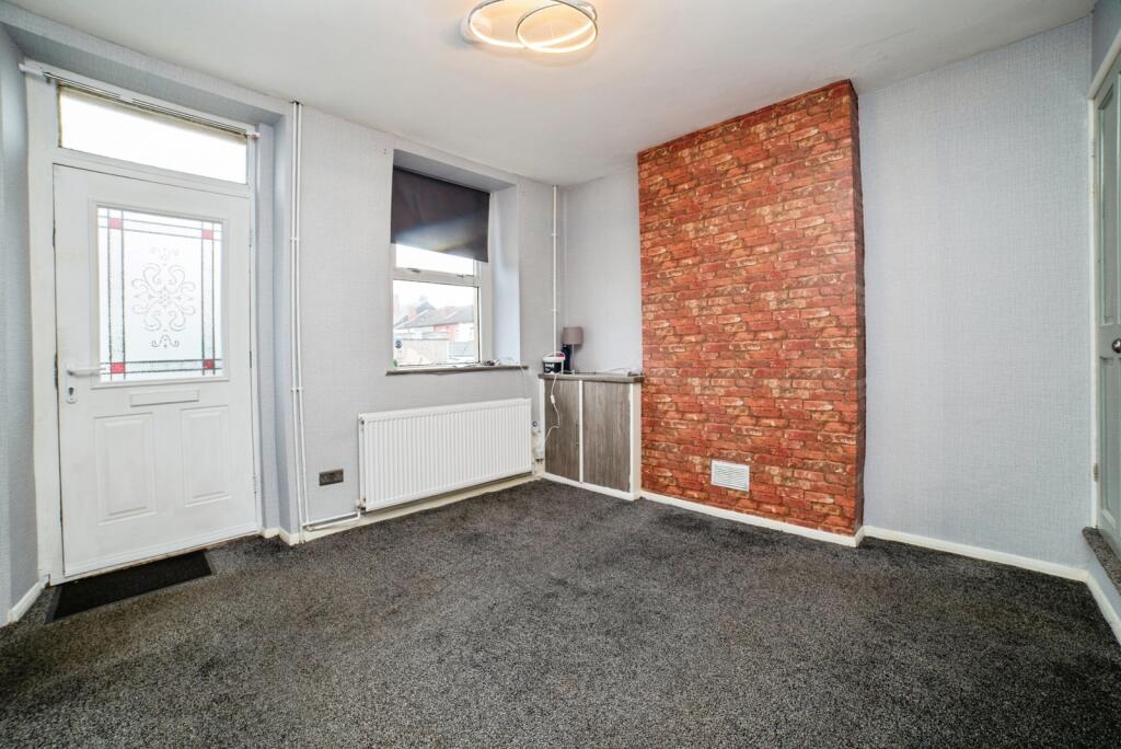 Wood Street, MANSFIELD, Nottinghamshire, NG18 photo 3