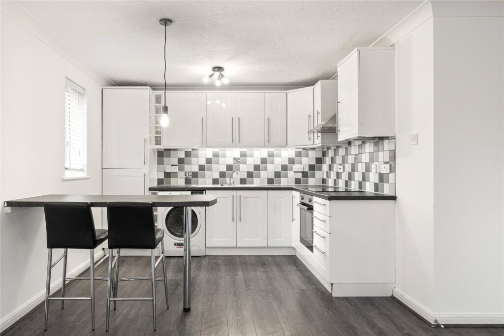 Main image of property: Cobham Gate, Freelands Road, Cobham, Surrey, KT11