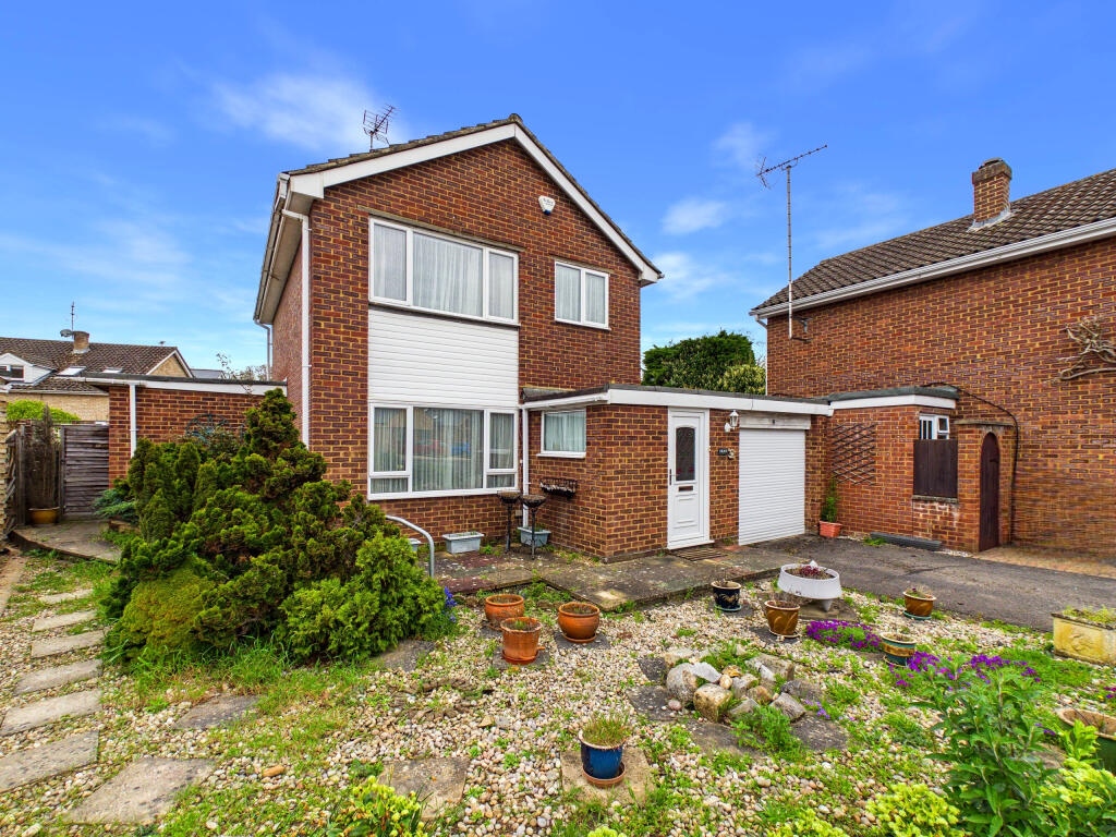 Main image of property: Bream Close, Marlow, Buckinghamshire