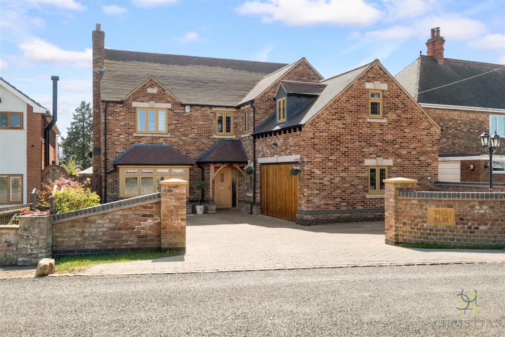 Main image of property: Main Street, Aldington, Evesham