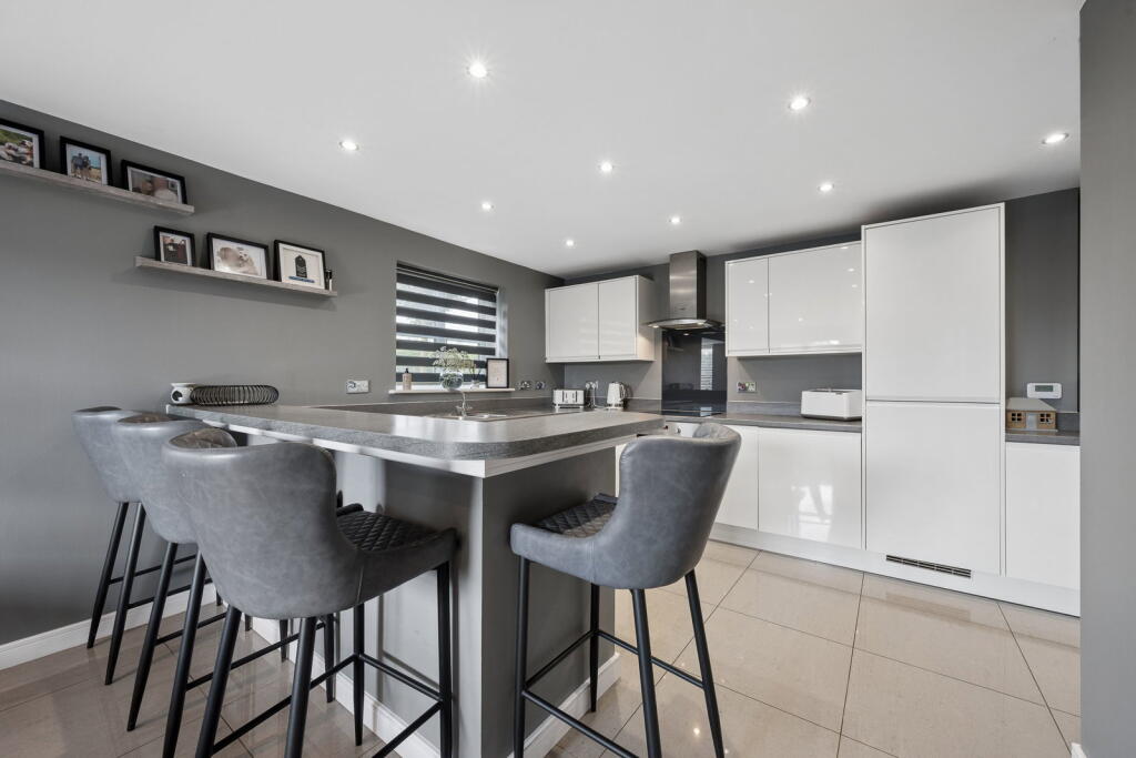 House in Bury, Starling - View 3