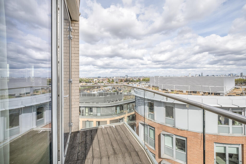 Apartment in London - View 2
