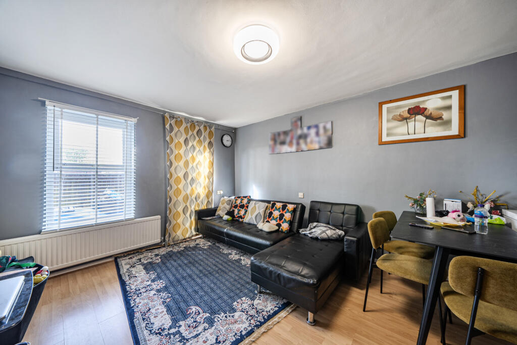 Apartment in London - View 3