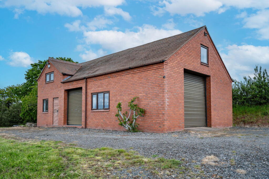 House in Herefordshire, Little Marcle - View 5