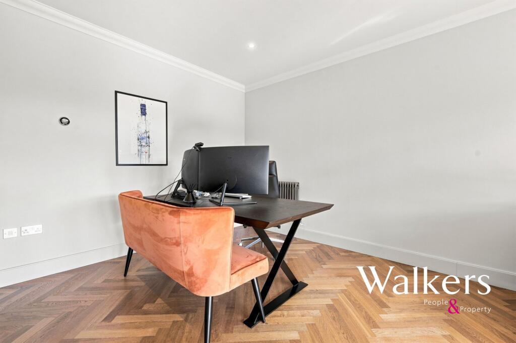 Apartment in Chelmsford - More