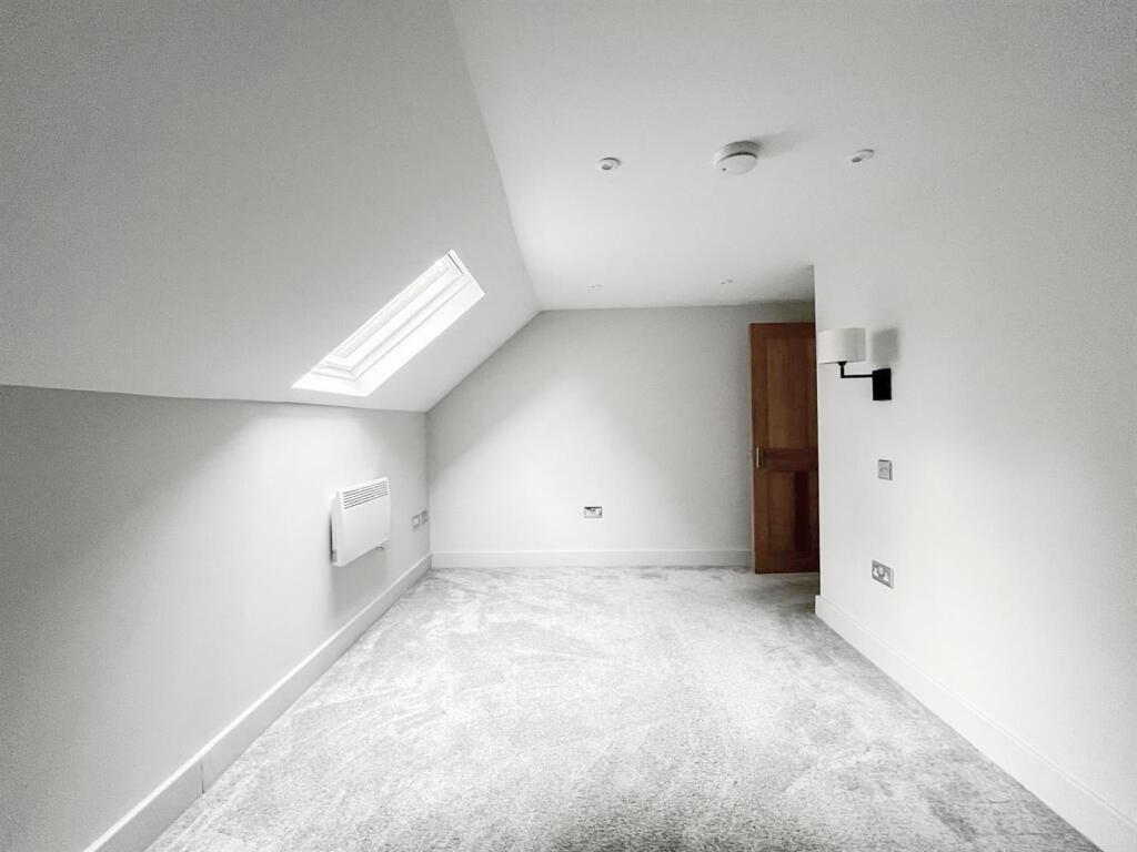 House in Tonbridge - View 5
